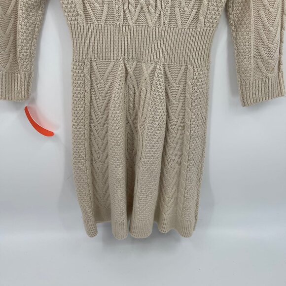White Mak B Pullover Knit Dress | Perfect for Any Occasion - Picture 4 of 6